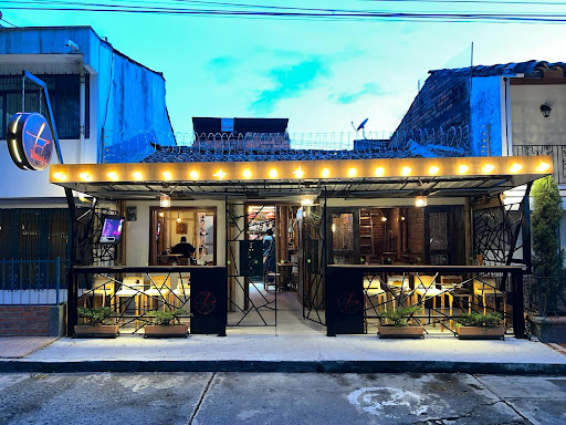 Foto del negocio en Google Maps · Taburete Café